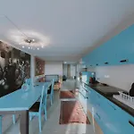 아파트 Sea View With Private Garden Durrës