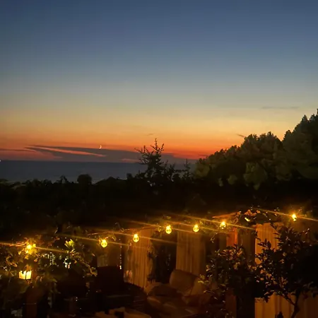 Sea View With Private Garden Apartment