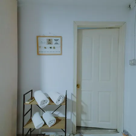 Apartment Sea View With Private Garden *