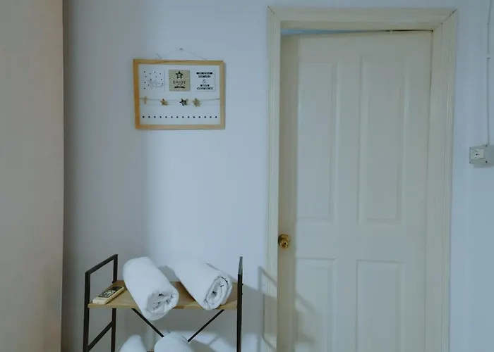 Apartment Sea View With Private Garden *